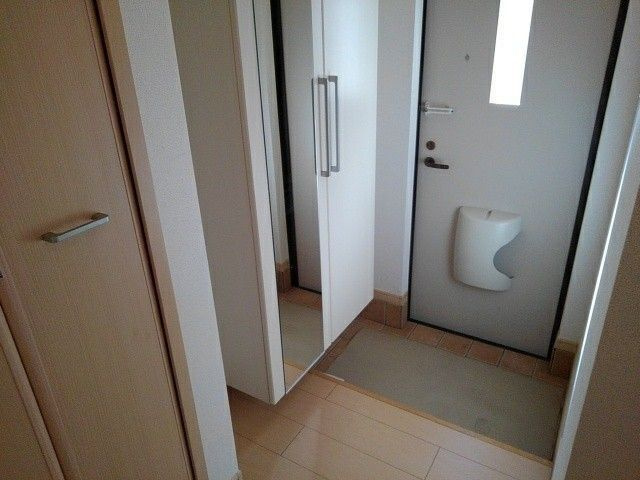 ラ　ソレイユの玄関