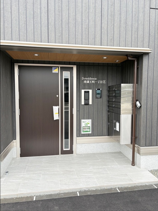 D-residence南蔵王町1丁目Eのエントランス