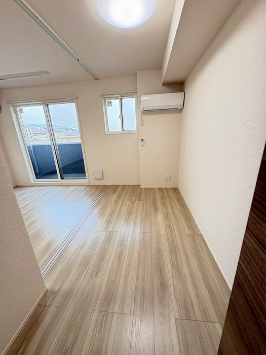 D-residence南蔵王町1丁目Eの洋室