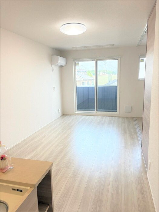 D-residence南蔵王町1丁目Eの洋室