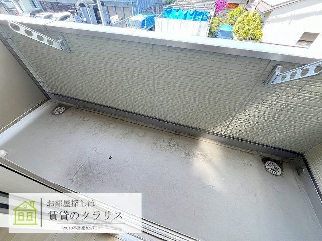 プロスペリタ西京極のバルコニー
