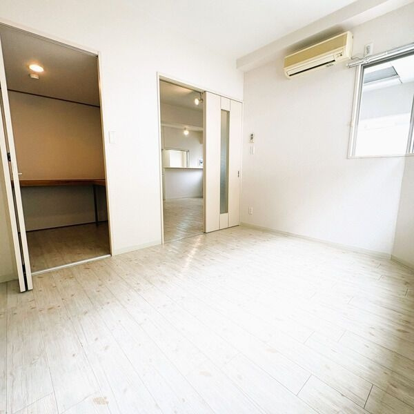 Espoir iの洋室