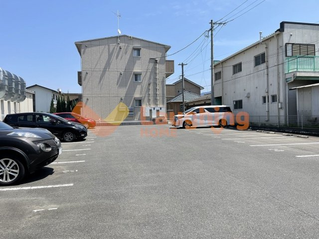 ファシリオンの駐車場|駐車場です