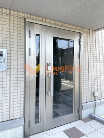 ファシリオンのエントランス|建物の内部です