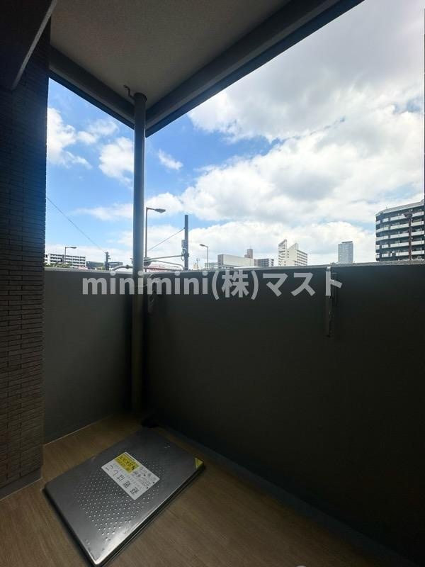 エスリード難波AGREAのバルコニー