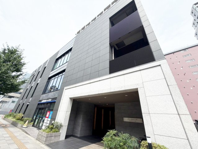 吹田市広芝町の賃貸マンションの外観