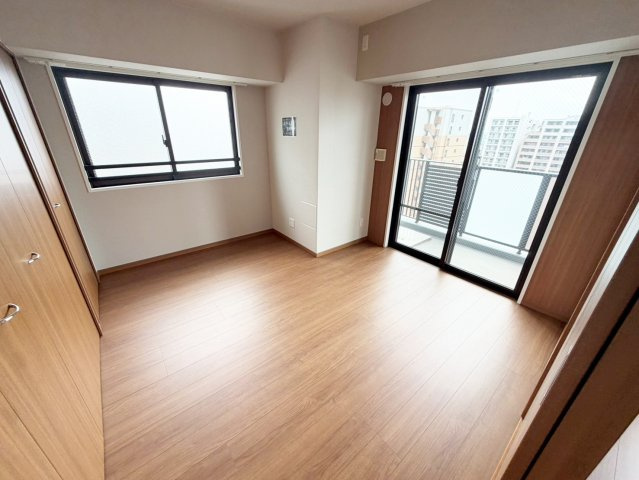 吹田市広芝町の賃貸マンションの洋室