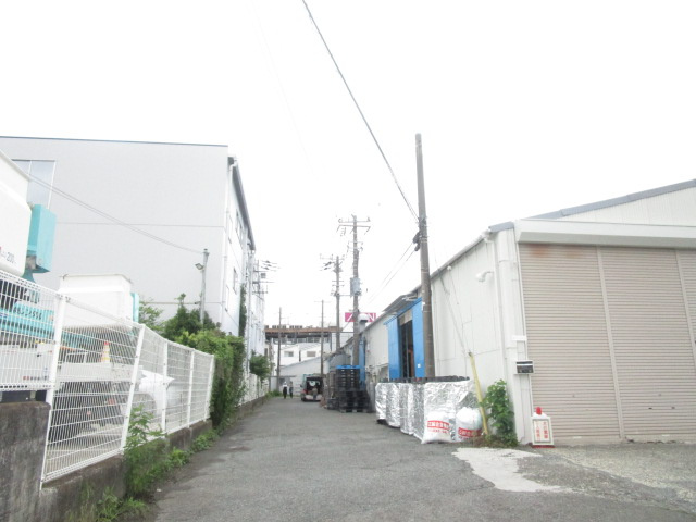 横浜市港北区新羽町の倉庫