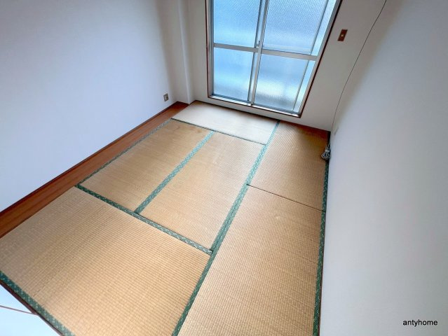 北村ビル　仲介手数料無料の居間・リビング