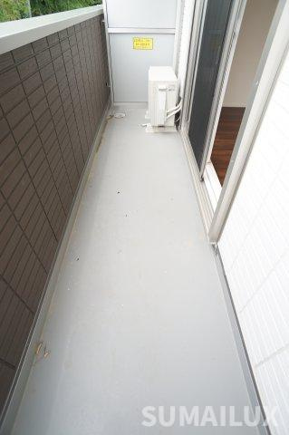 熊本市中央区京町２丁目のアパートのバルコニー