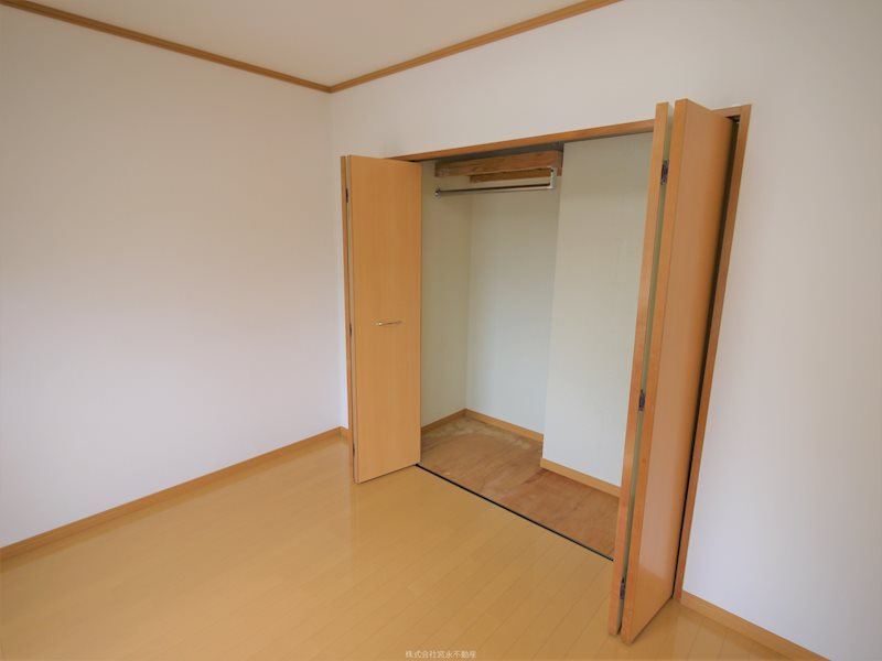 ソレイユ乾徳の収納