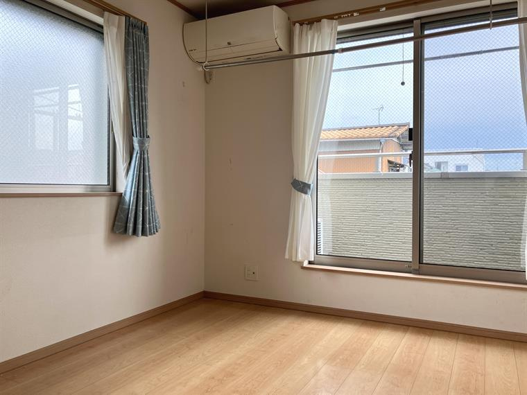 上連雀戸建の寝室