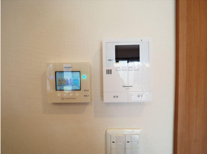 「20帖の大空間LDK」土佐市高岡町丁　中古一戸建てのその他|来客時に安心なTVモニター付きインターホン。