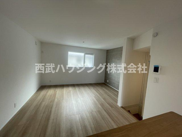 【仲介手数料無料】所沢市寿町　全３棟　Ｂ号棟　所沢市の不動産なら西武ハウジングの居間・リビング