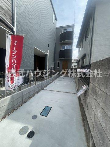【仲介手数料無料】所沢市寿町　全３棟　Ｂ号棟　所沢市の不動産なら西武ハウジングの駐車場
