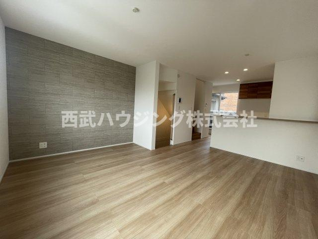 【仲介手数料無料】所沢市寿町　全３棟　Ｂ号棟　所沢市の不動産なら西武ハウジングの居間・リビング
