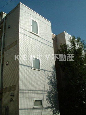 【外観】 | ＳＰＥＣ　ＨＯＵＳＥ　戸越 | 白いタイルを基調とした外観