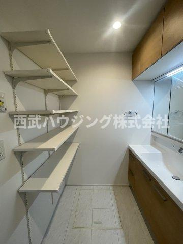 【仲介手数料無料】所沢市寿町　全３棟　Ｃ号棟　所沢市の不動産なら西武ハウジングの脱衣所