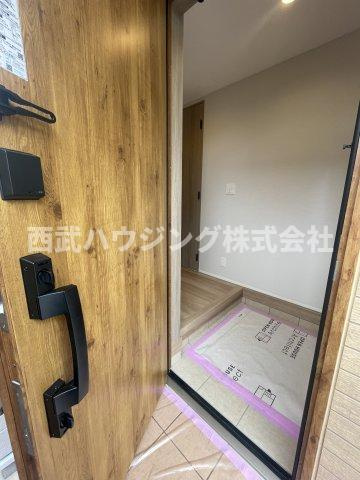【仲介手数料無料】所沢市寿町　全３棟　Ｃ号棟　所沢市の不動産なら西武ハウジングの玄関