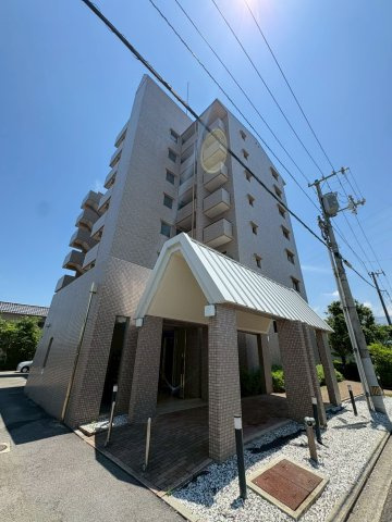 スカール喜多川の外観