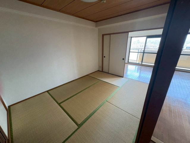 スカール喜多川の和室