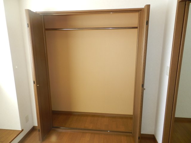 ガーデンヒルズの収納