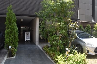【エントランス】