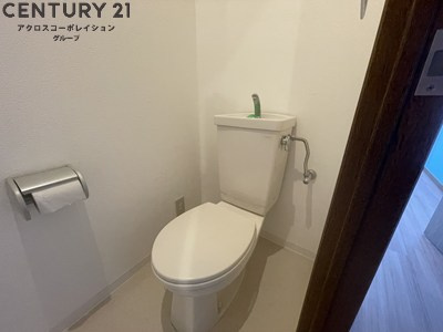 シンプルで使い勝手の良いトイレです！