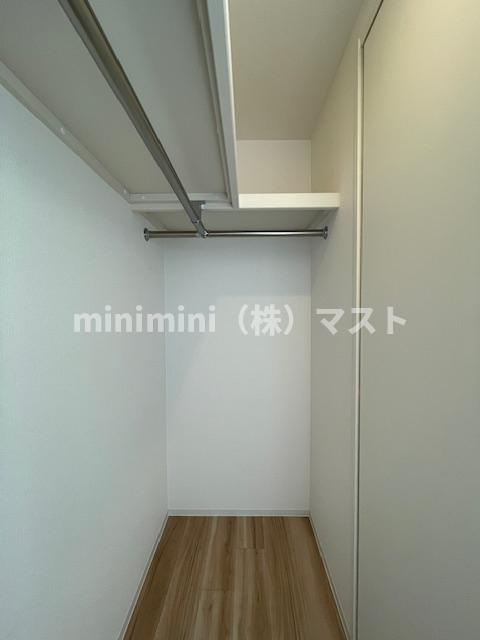 セレニテ難波グランデシュッドの収納