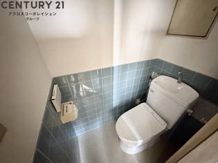 ゆったり落ち着けるトイレです