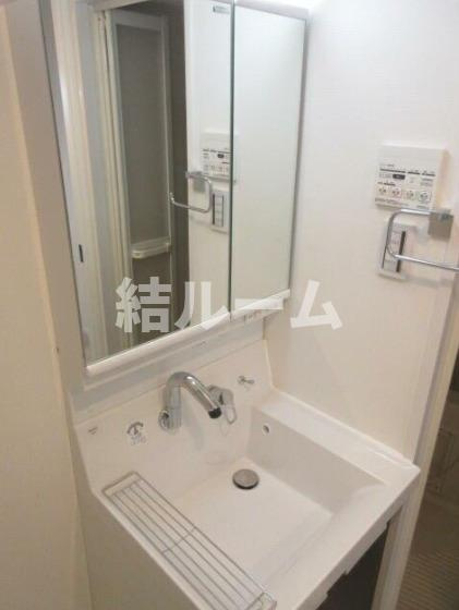 北区神谷２丁目の賃貸マンションの洗面所