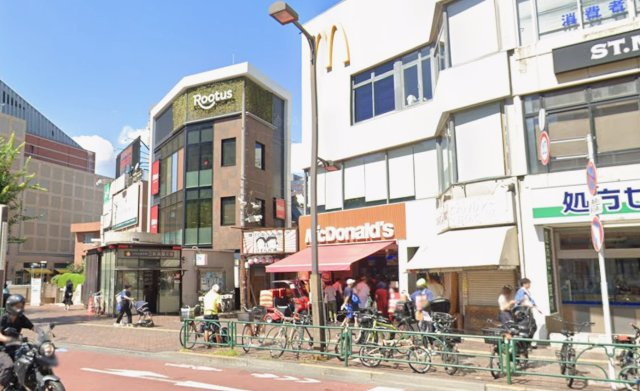 世田谷区太子堂４丁目の店舗事務所の外観