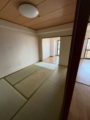 スカール喜多川A棟の和室