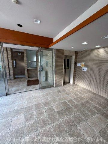 スカール喜多川のエントランス