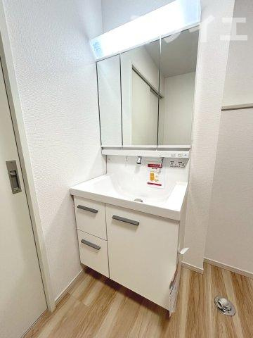 【新築戸建】札幌市白石区北郷3条3丁目2棟の独立洗面台