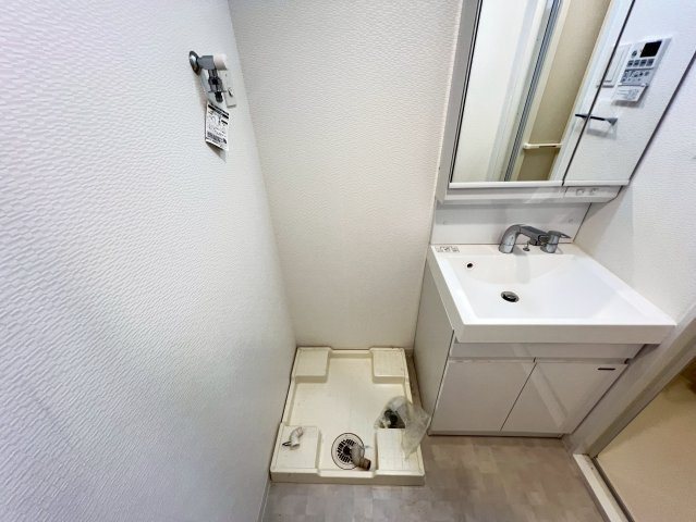 S-RESIDENCE大阪同心の洗面所