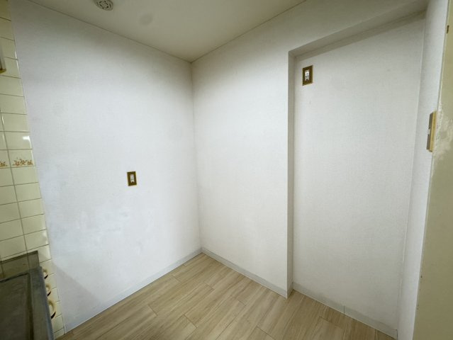 カザリヤマンションA棟のその他
