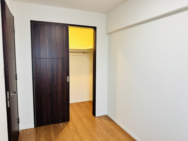 プレシス八王子レグリオの収納|～ウォークインクローゼットでお荷物がスッキリ収まります～