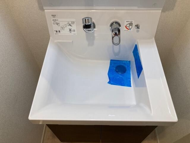 クリアル落合南長崎の洗面所
