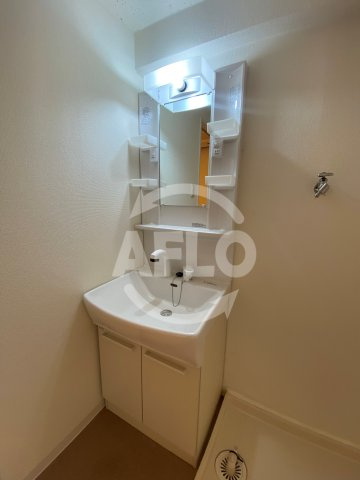 ハビテ深江橋　諏訪小学校区の独立洗面台|ハビテ深江橋　独立洗面台