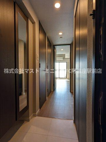 S-RESIDENCE福島Alovitaの玄関