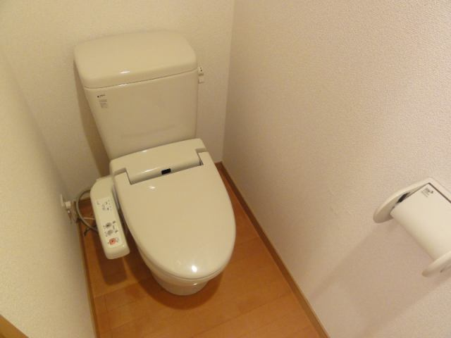 熊本市南区城南町碇のアパートのトイレ