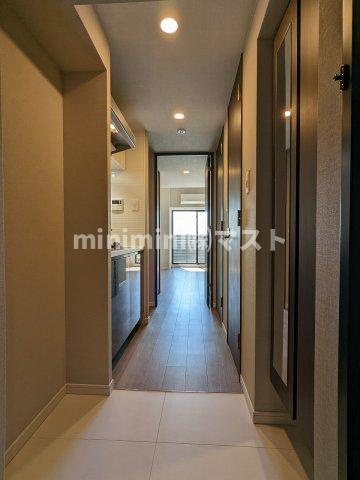 S-RESIDENCE福島Alovitaの玄関