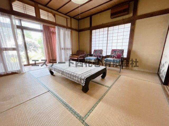石鳥谷南寺林第5地割貸家の和室