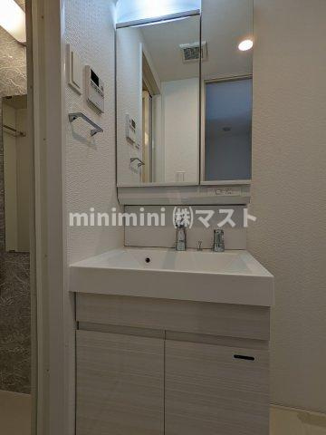 S-RESIDENCE福島Alovitaの洗面所