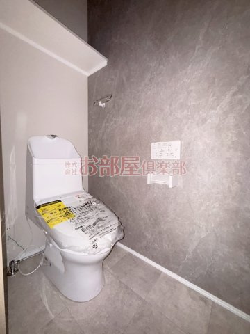 BRAVE BASE江戸屋敷のトイレ|シンプルで使いやすいトイレです