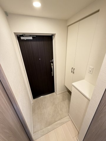 スプランディッド堀江の玄関