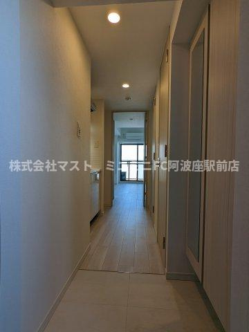 S-RESIDENCE福島Alovitaの玄関