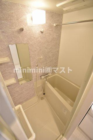 エスレジデンス緑橋駅前の浴室