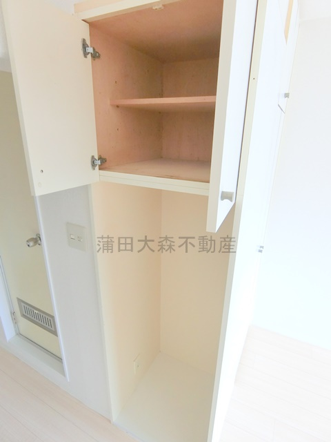 スカイコート蒲田の収納|キッチン付近収納